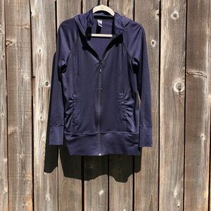 Mondetta hooded athletic fitted purple jacket size small